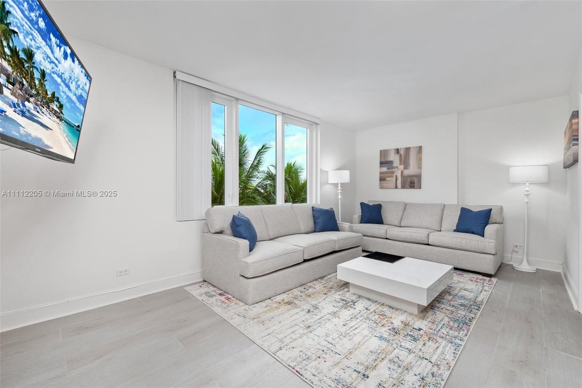 2301 Collins Ave # 328, Miami Beach FL 33139