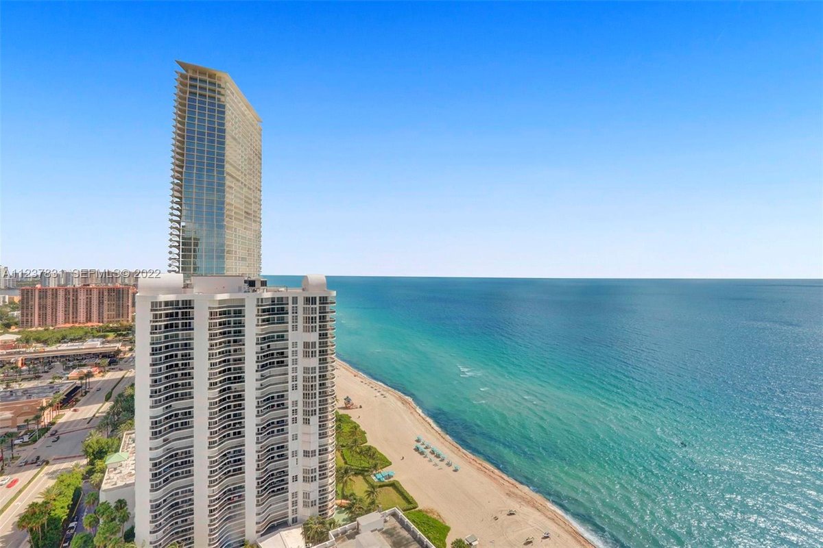 16699 COLLINS AV # 3105, Sunny Isles Beach FL 33160