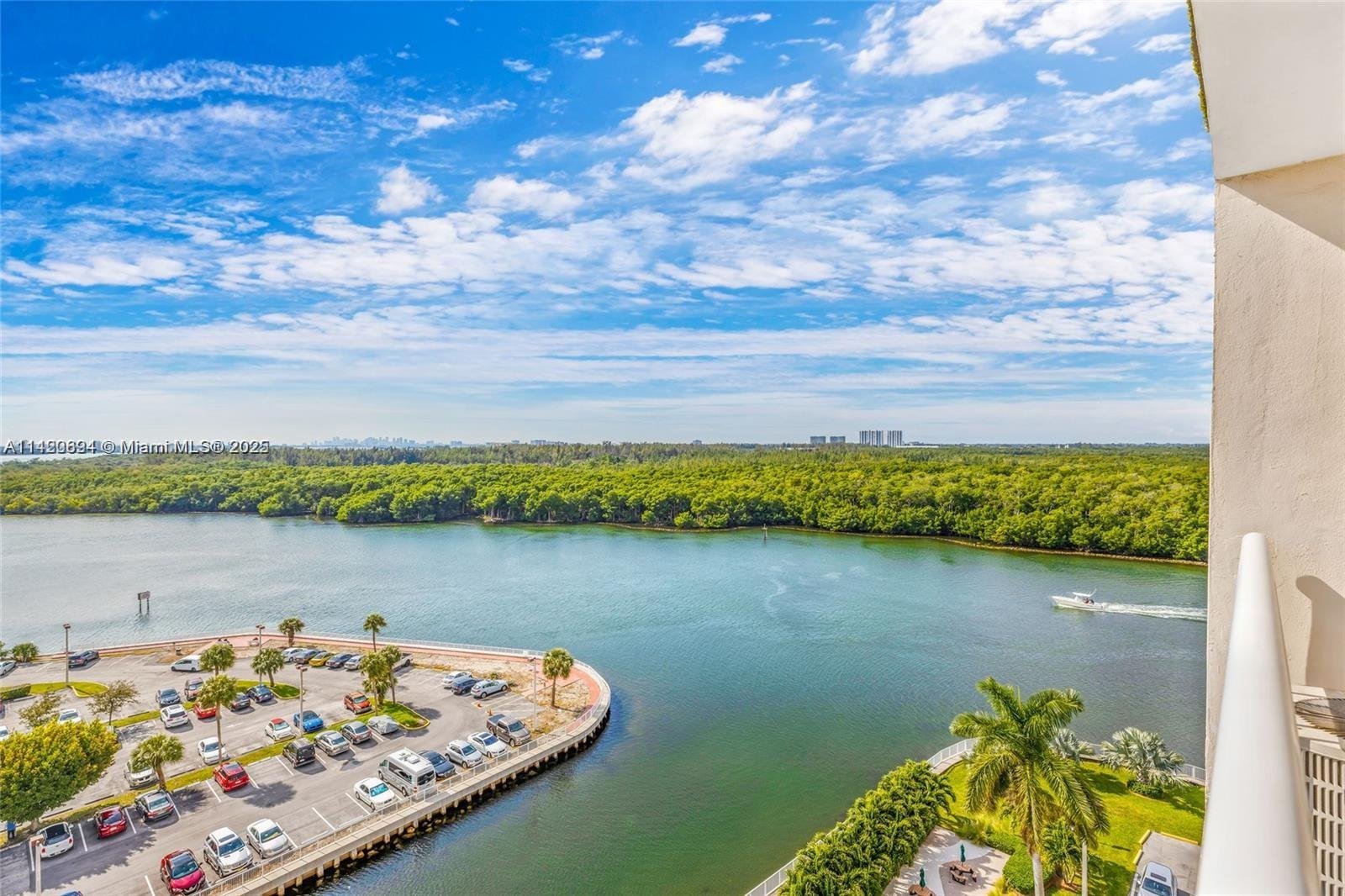 400 Kings Point Dr # 1406, Sunny Isles Beach FL 33160
