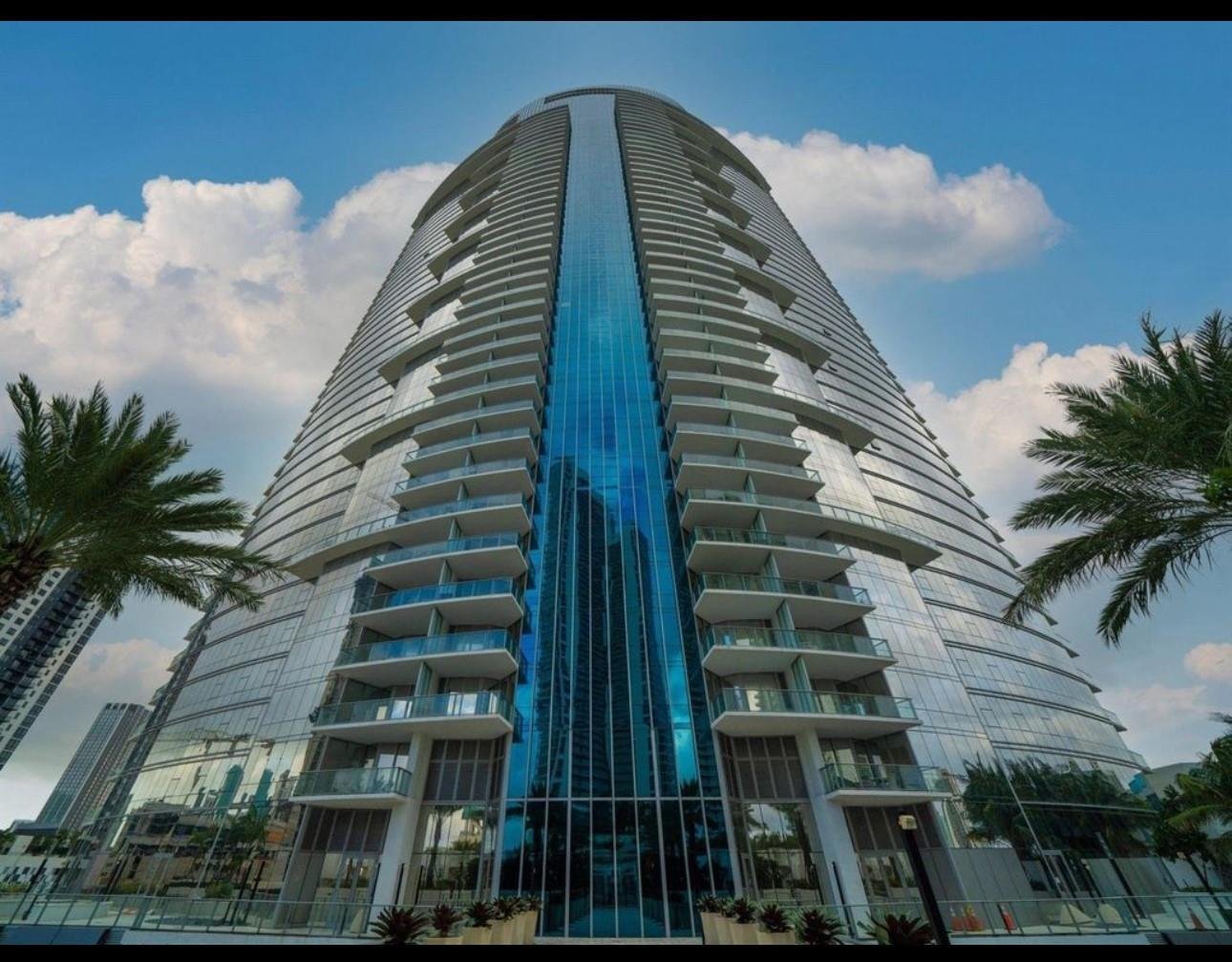 851 NE 1st Avenue # 2606, Miami FL 33132