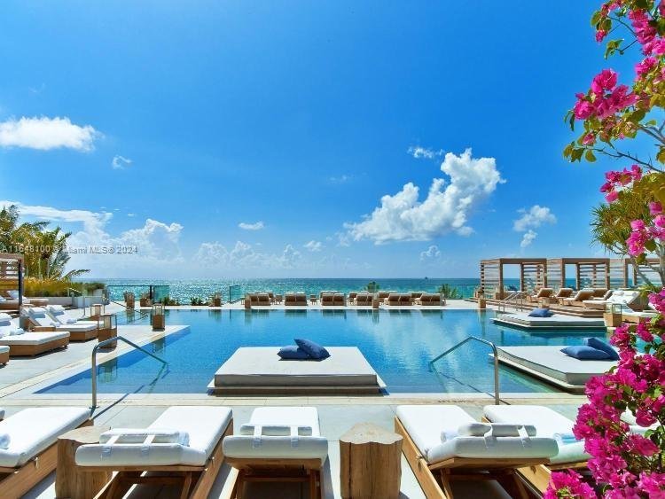2301 Collins Ave # 617, Miami Beach FL 33139