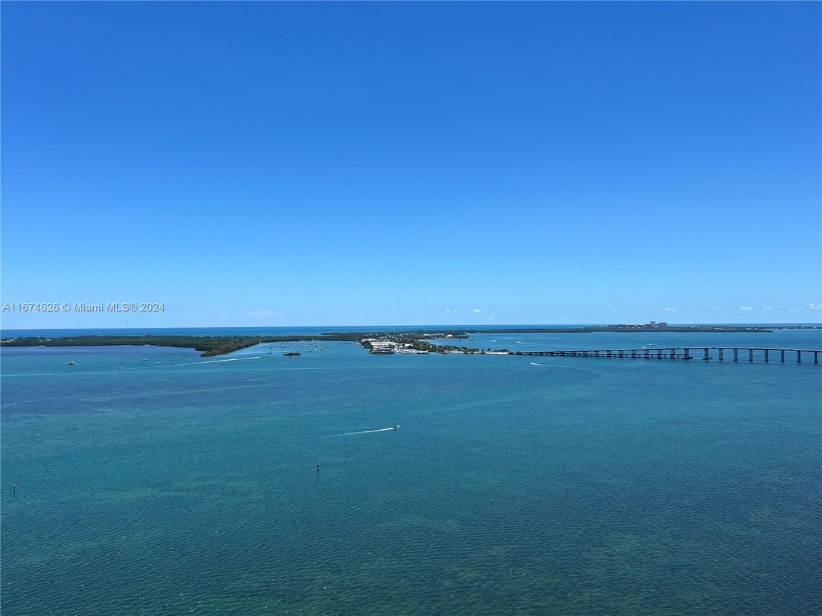1155 Brickell Bay Dr # 3205, Miami FL 33131