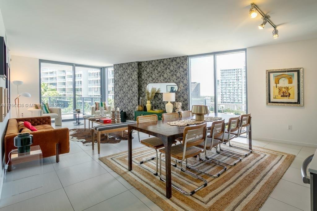 31 SE 6th St # 1601, Miami FL 33131