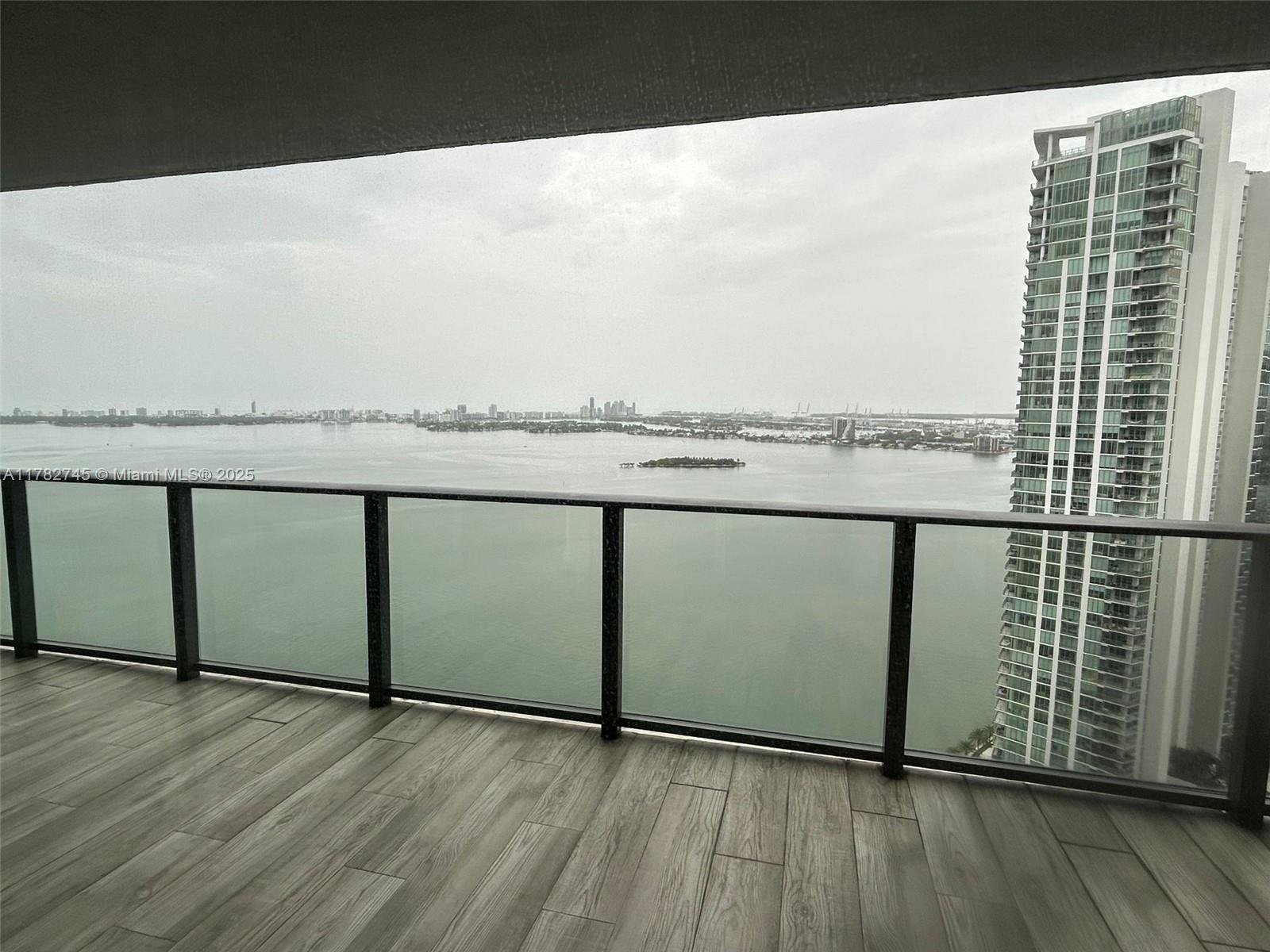 Miami, FL