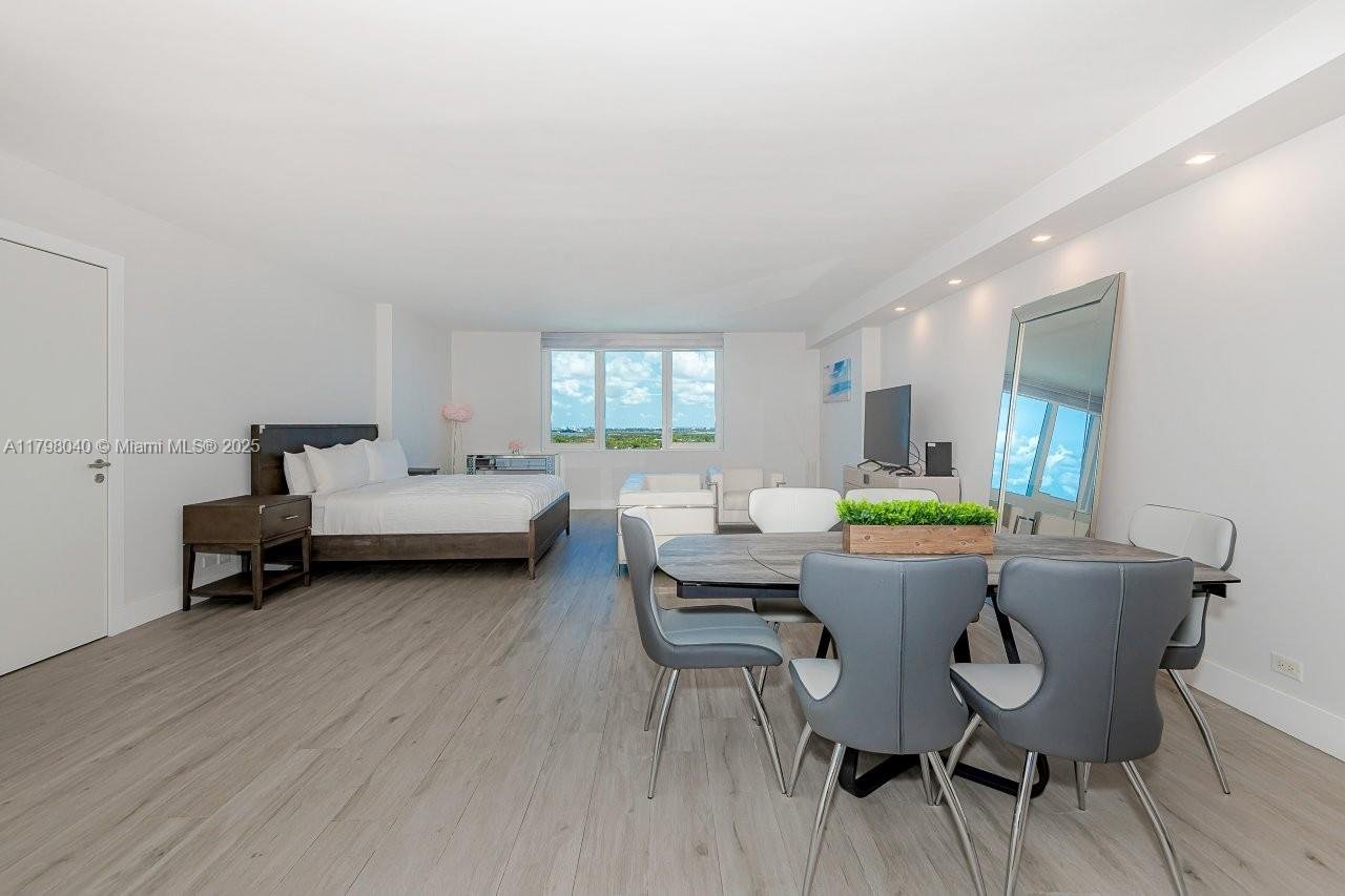 2301 Collins Ave # 1531, Miami Beach FL 33139