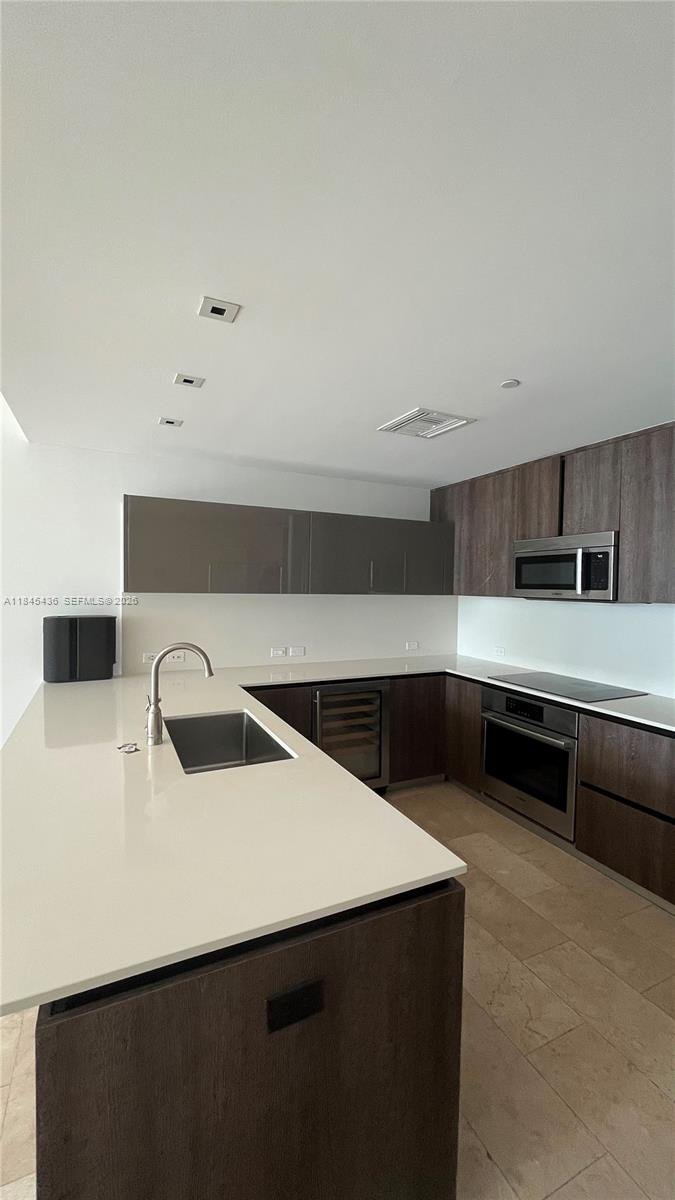88 SW 7th St # 2603, Miami FL 33130