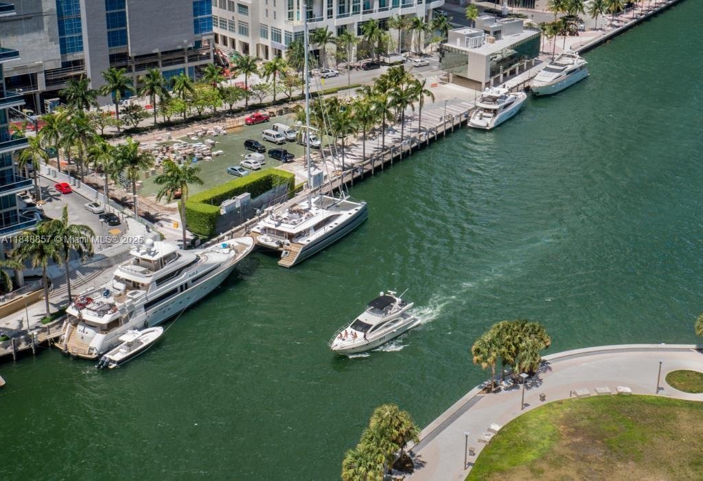 485 Brickell Ave # 3711, Miami FL 33131