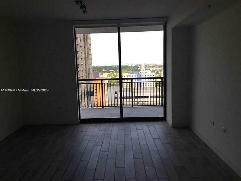 999 SW 1st Ave # 1809, Miami FL 33130