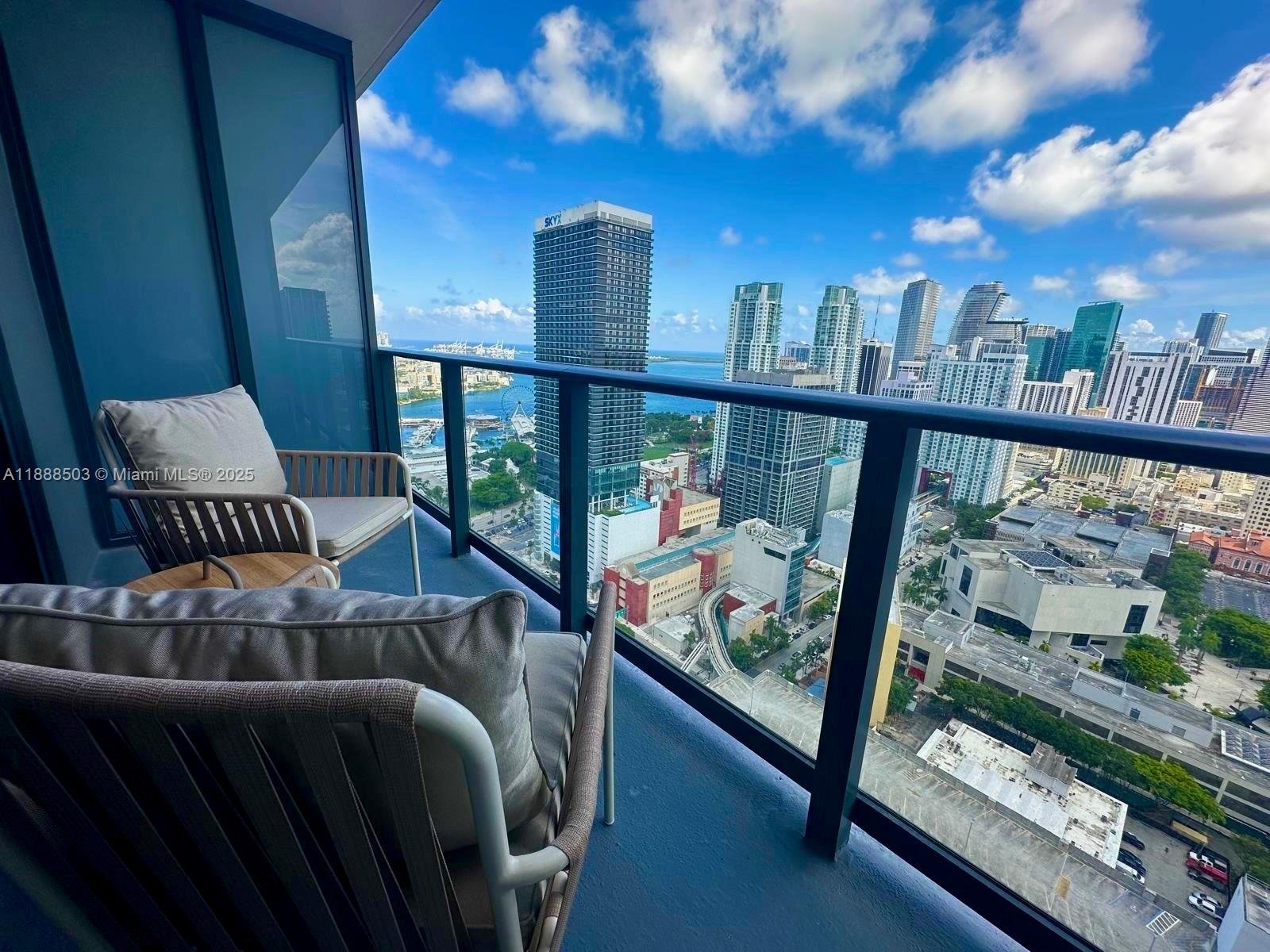 159 NE 6th St # 3306, Miami FL 33132