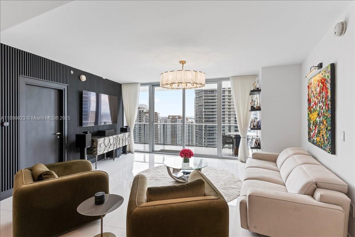 200 Biscayne Boulevard Way # 3608, Miami FL 33131
