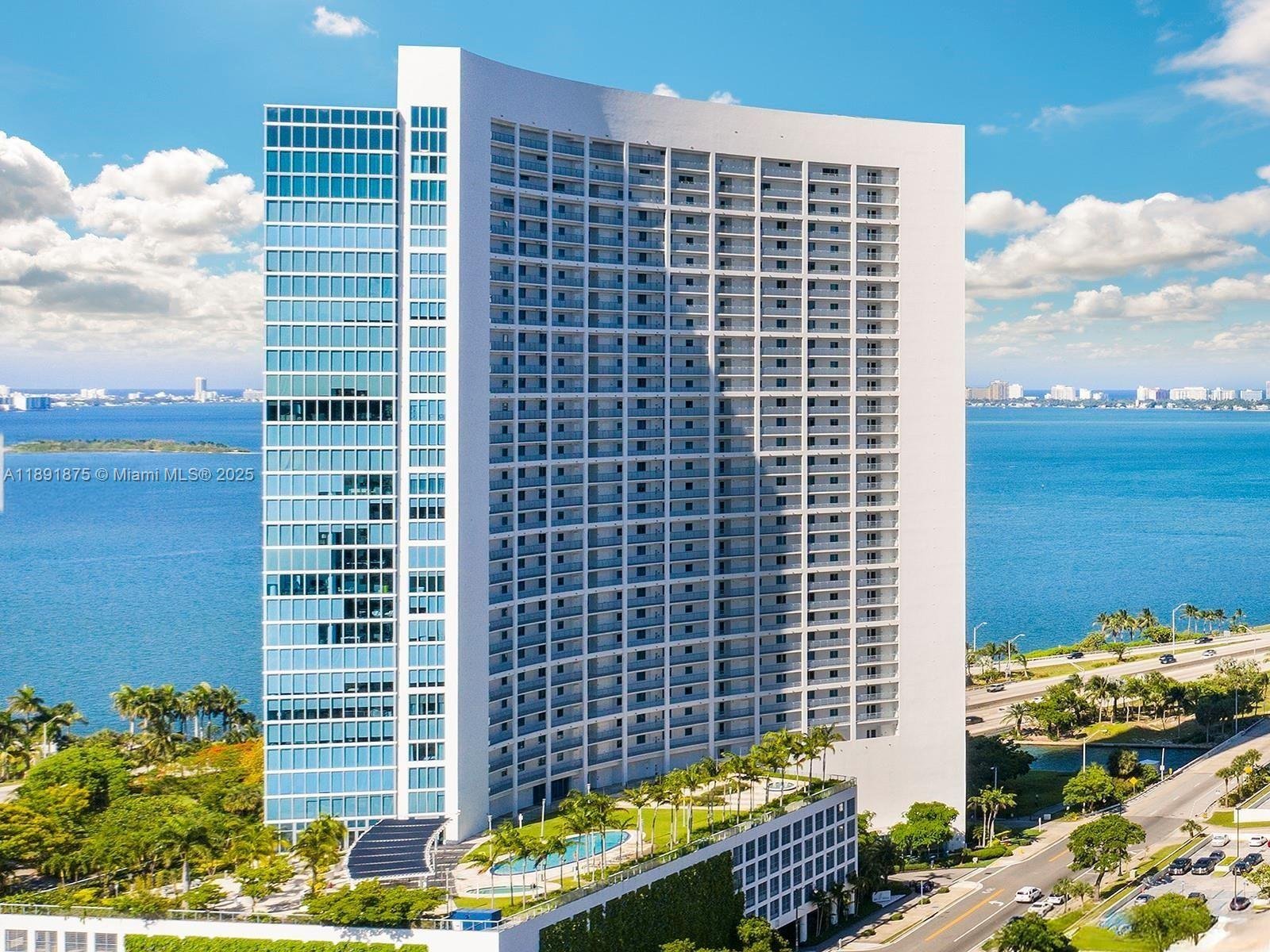 601 NE 36th St # 2206, Miami FL 33137