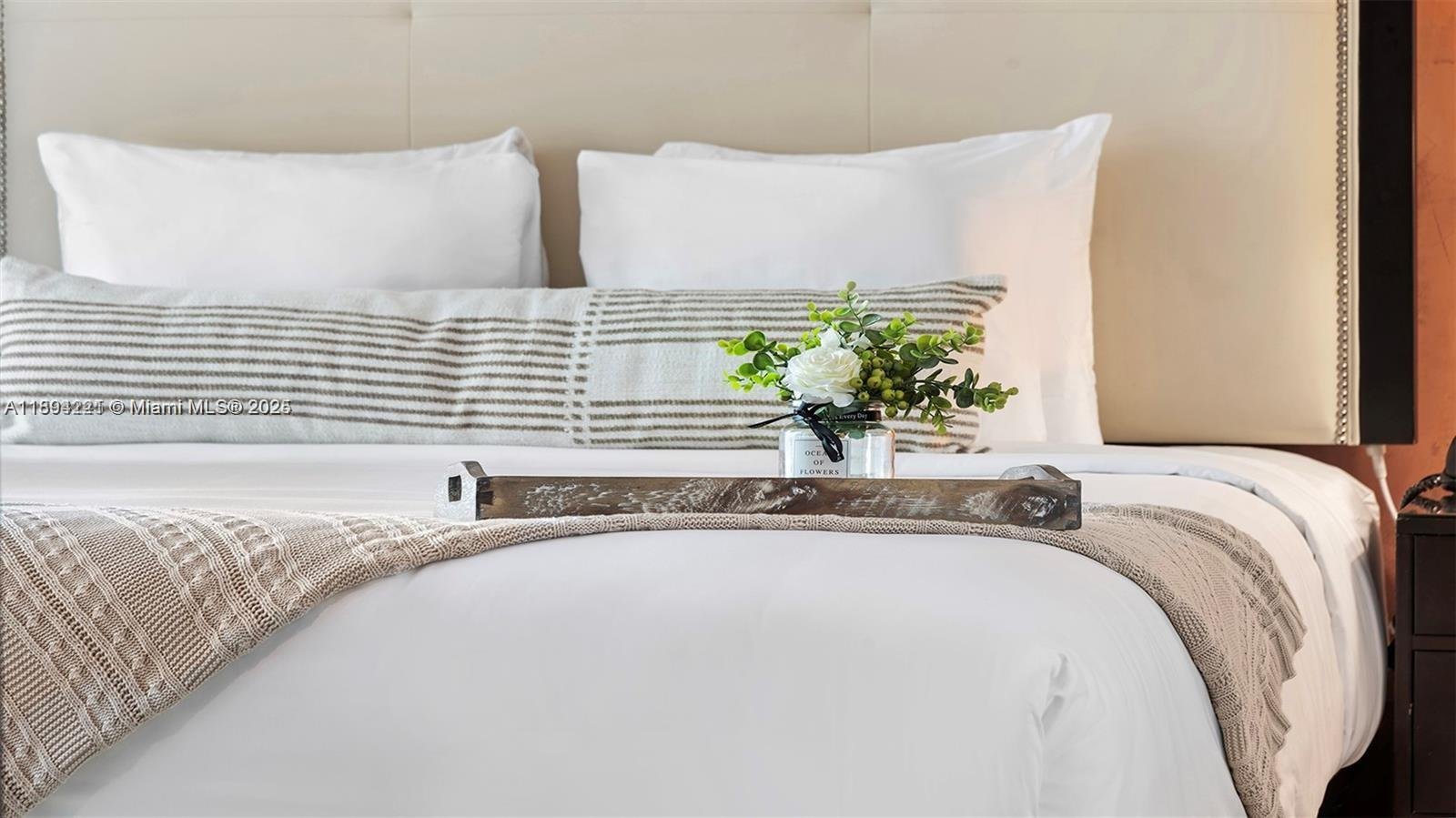 1437 Collins Ave # 327, Miami Beach FL 33139