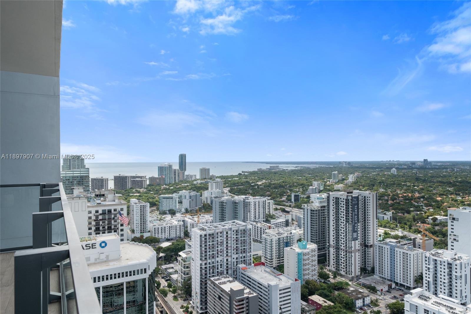 88 SW 7th St # 3910, Miami FL 33130