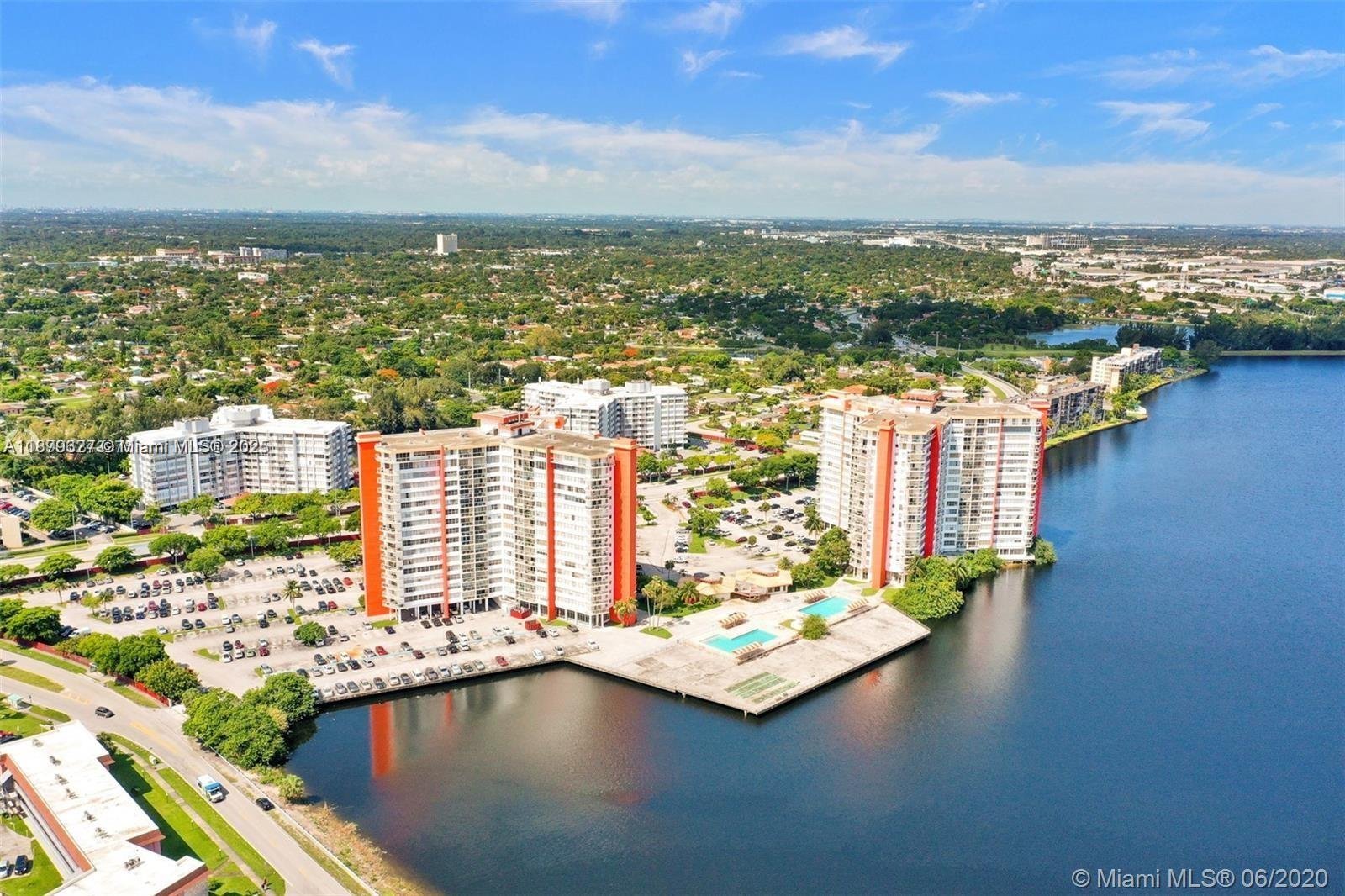 1351 NE Miami Gardens Dr # 1404E, Miami FL 33179