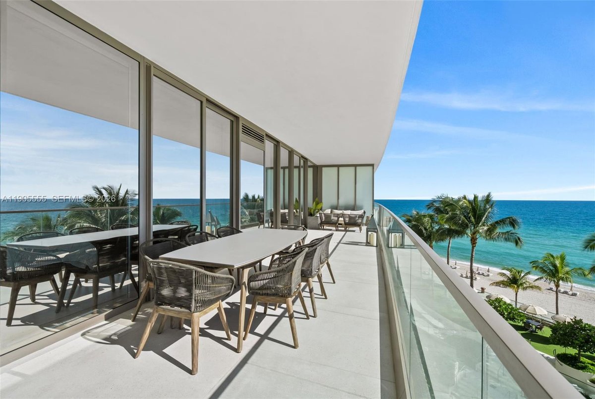18975 Collins Ave # 401, Sunny Isles Beach FL 33160