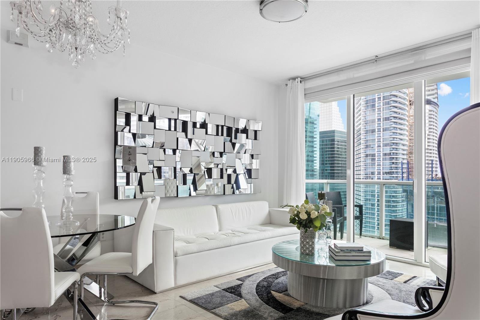 31 SE 5th St # 4018, Miami FL 33131