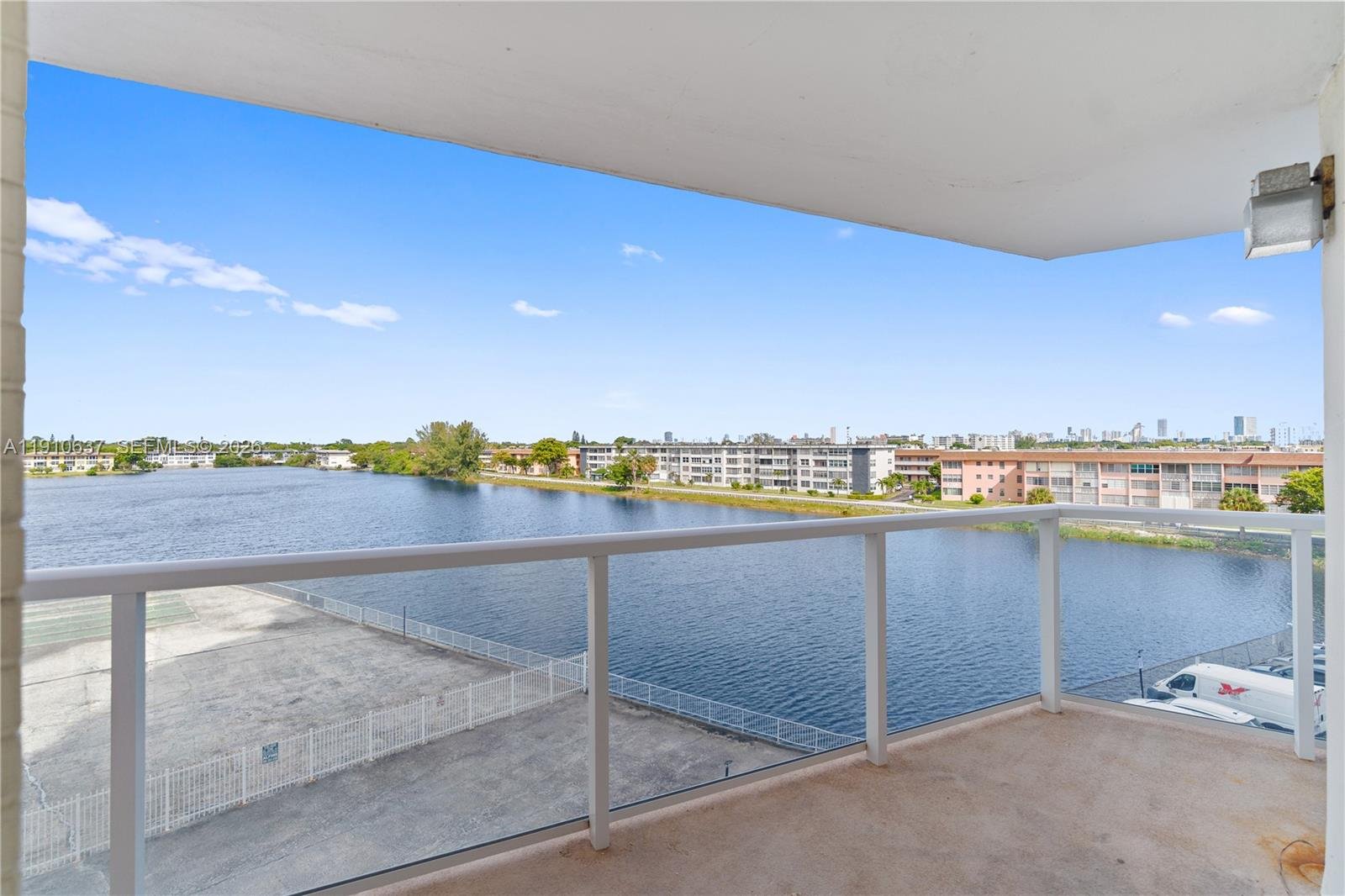 1351 NE Miami Gardens Dr # 406E, Miami FL 33179