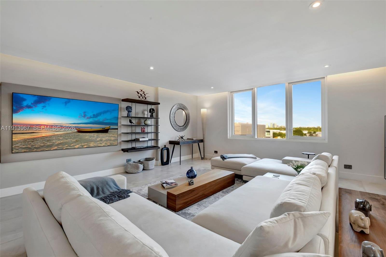 2301 Collins Ave # 634, Miami Beach FL 33139
