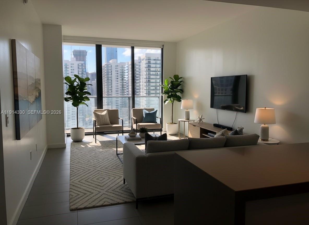 1600 NE 1st Ave # 2508, Miami FL 33132