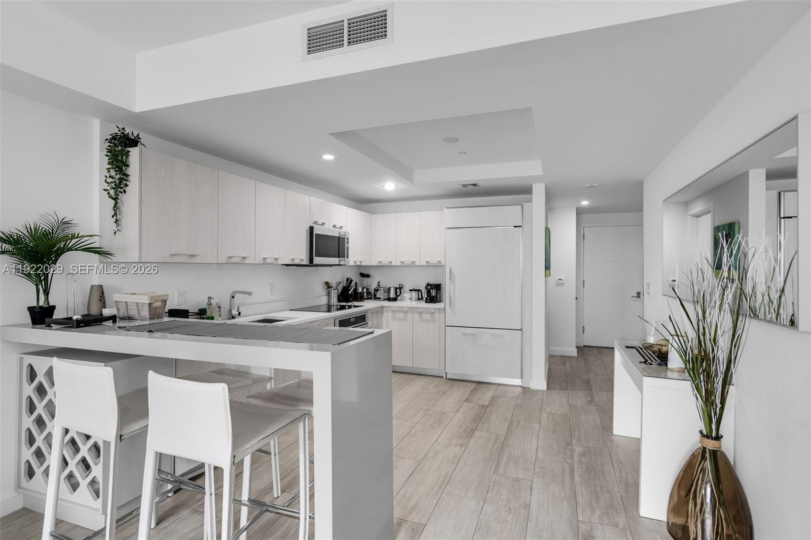 55 SW 9th St # 1705, Miami FL 33130