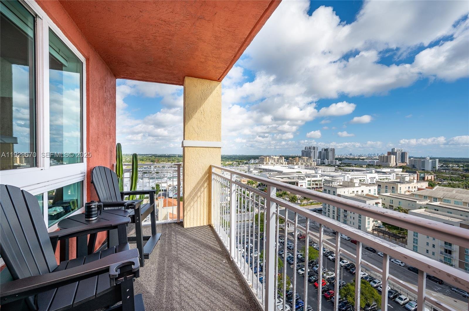 7350 SW 89th St # 1702S, Miami FL 33156