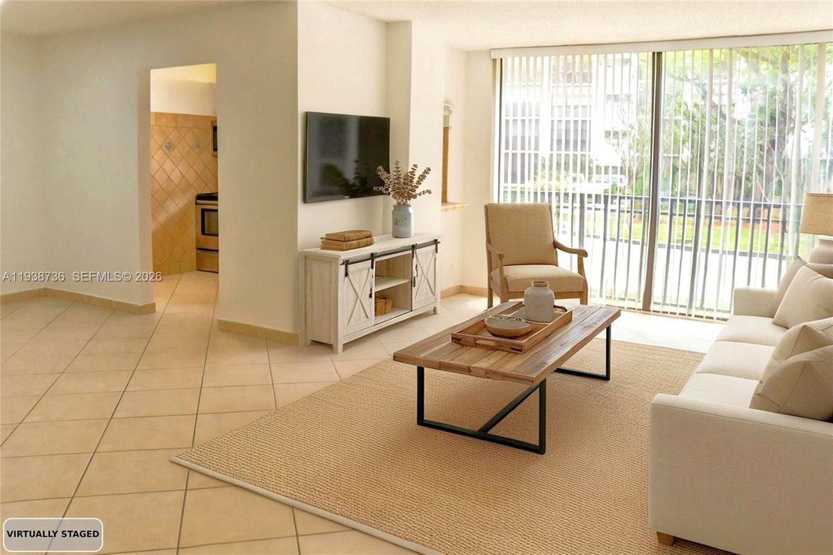 16919 N Bay Rd # 118, Sunny Isles Beach FL 33160