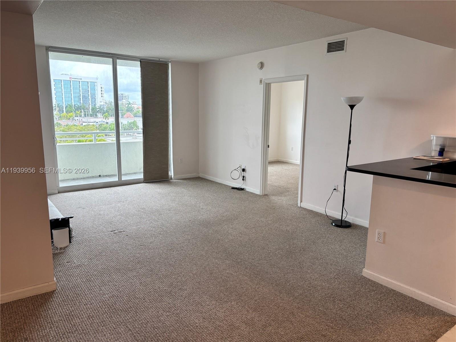 2775 NE 187th St # 403, Aventura FL 33180