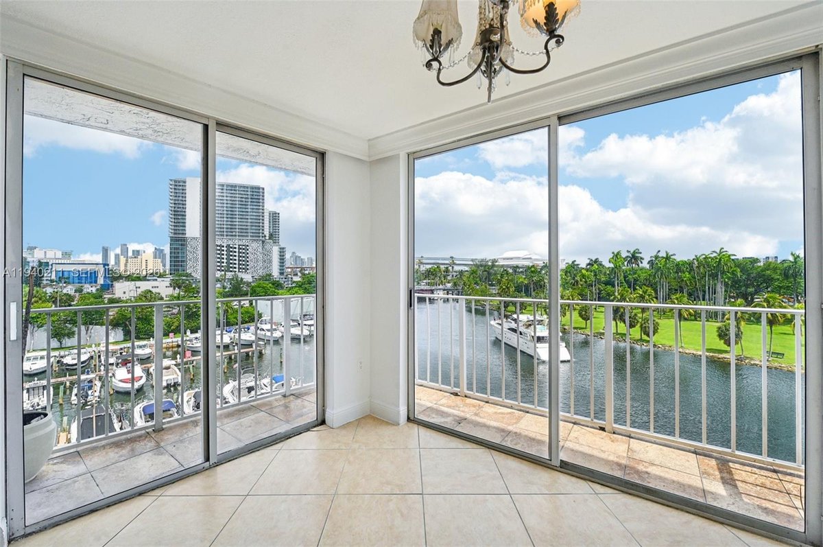 1740 NW N River Dr # 614, Miami FL 33125