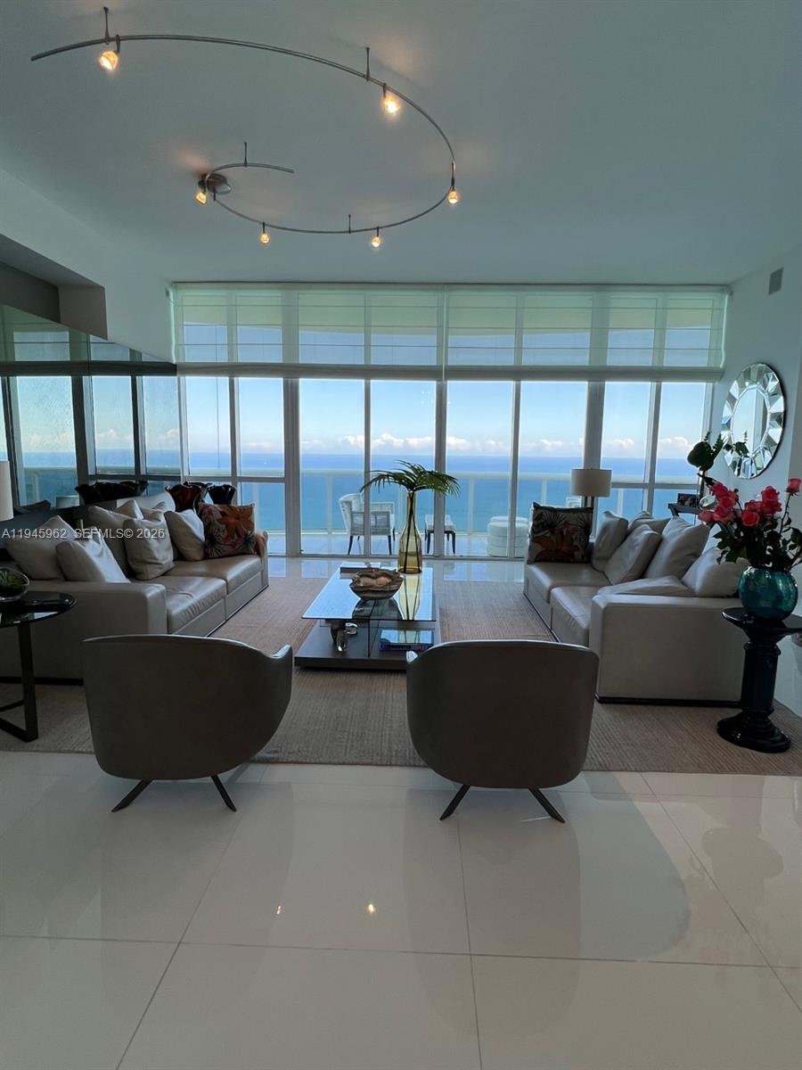 15811 Collins Ave # 4101, Sunny Isles Beach FL 33160