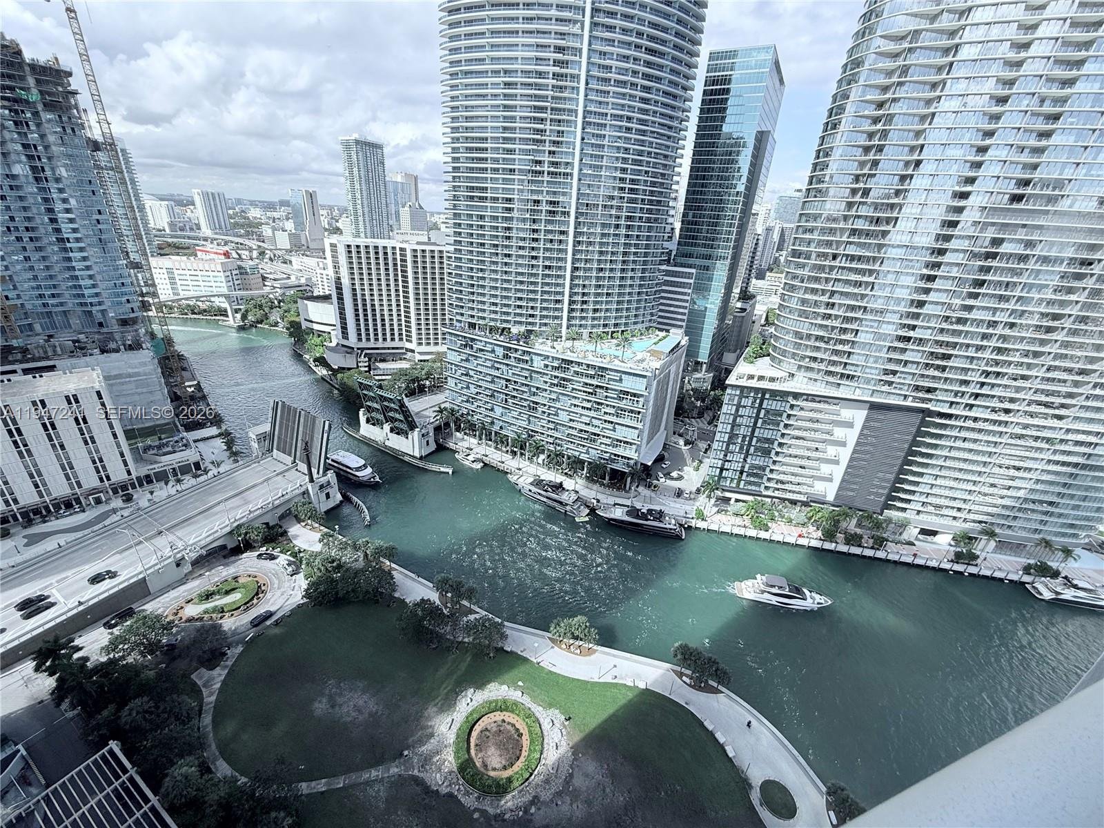 465 Brickell Ave # 2906, Miami FL 33131