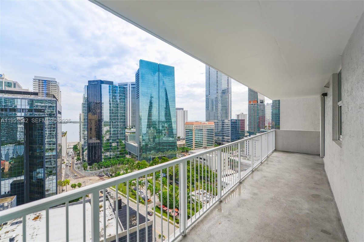 1250 S Miami Ave # 1906, Miami FL 33130