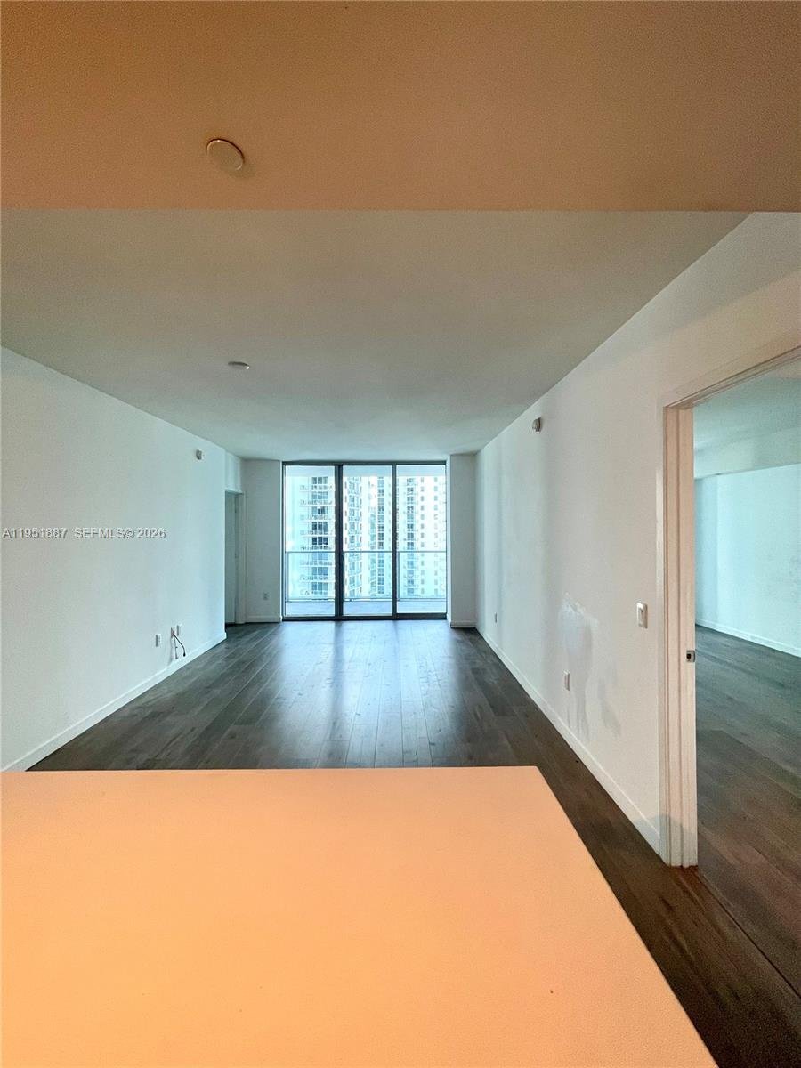 1100 S Miami Ave # 2111, Miami FL 33130