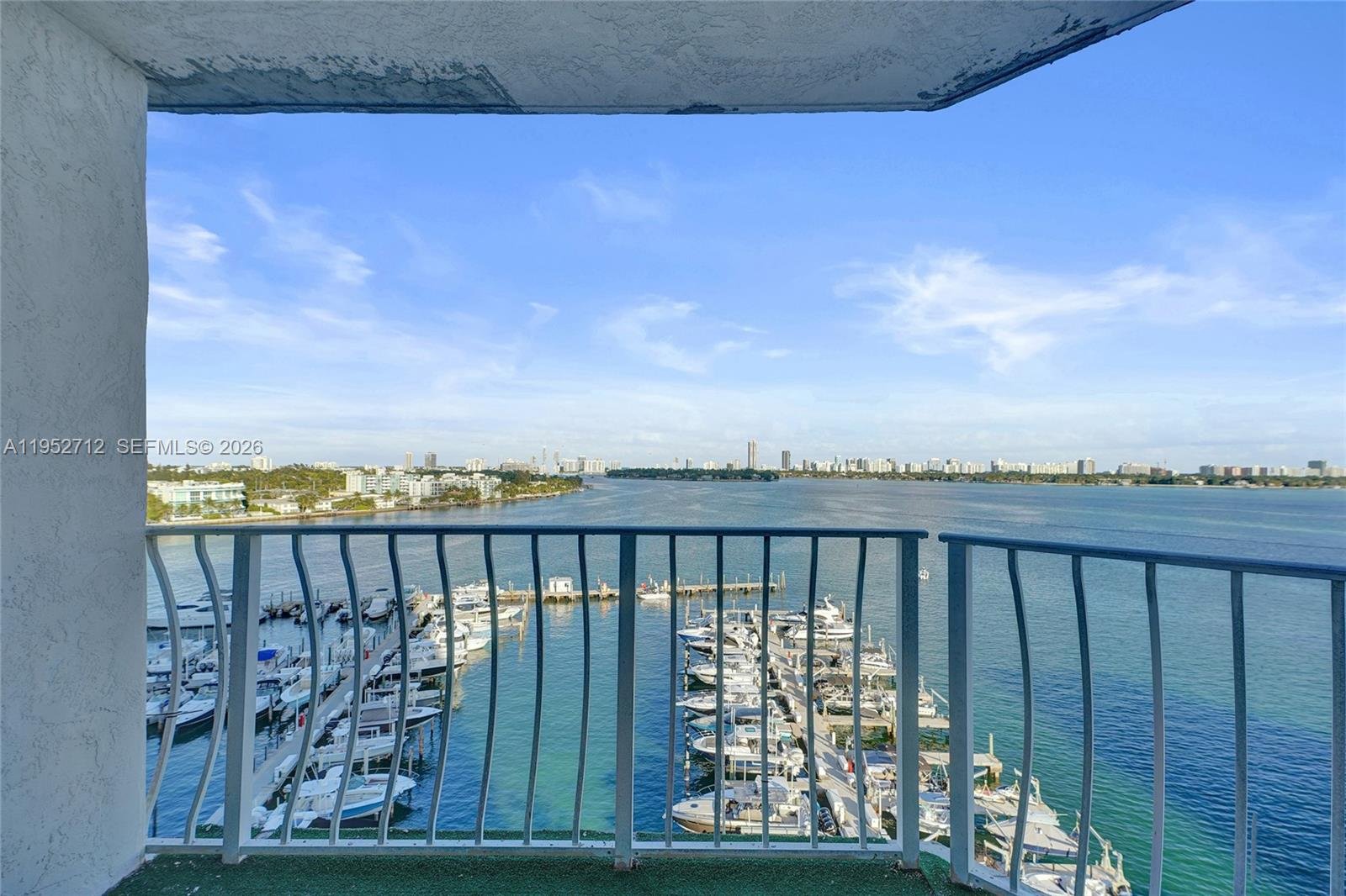 7601 E Treasure Dr # 1120, North Bay Village FL 33141