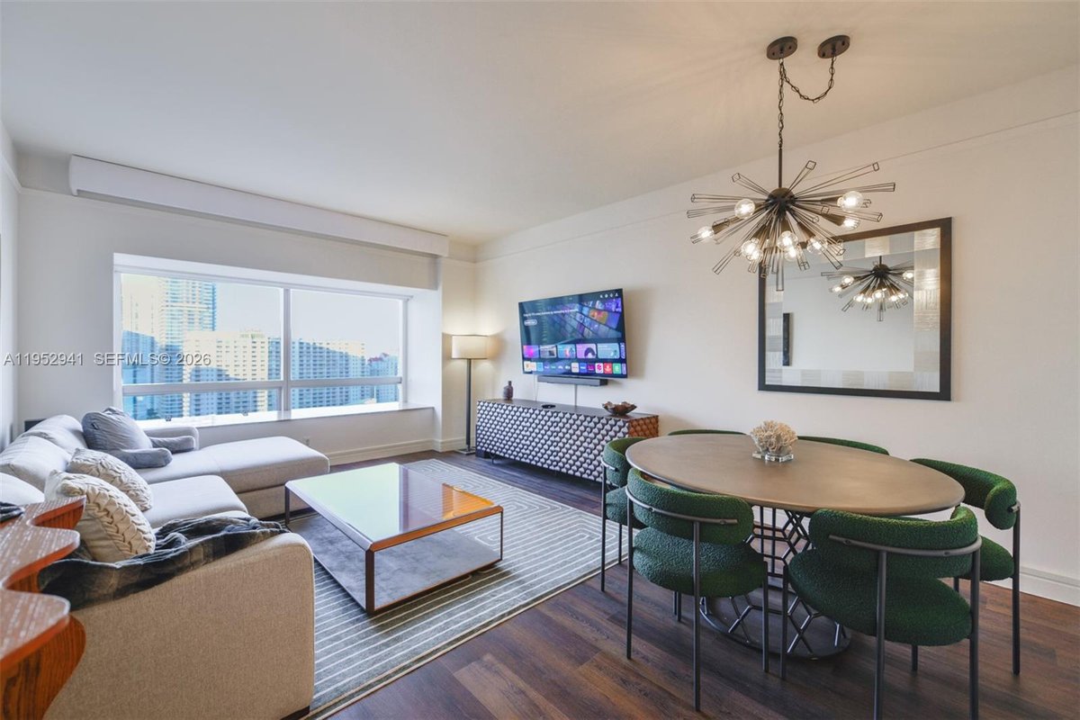 1435 Brickell Ave # 3510, Miami FL 33131