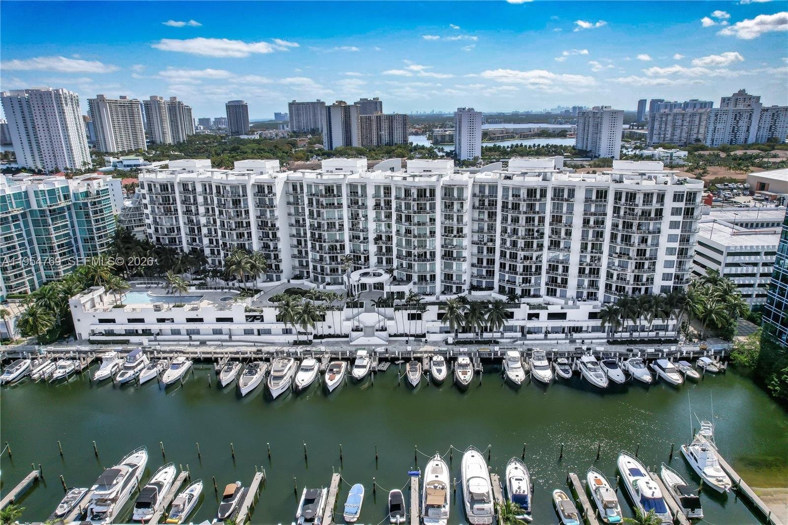 3029 NE 188th St # 319, Aventura FL 33180