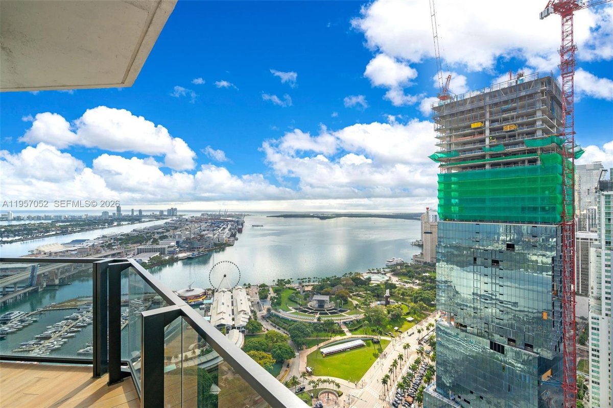 Miami, FL