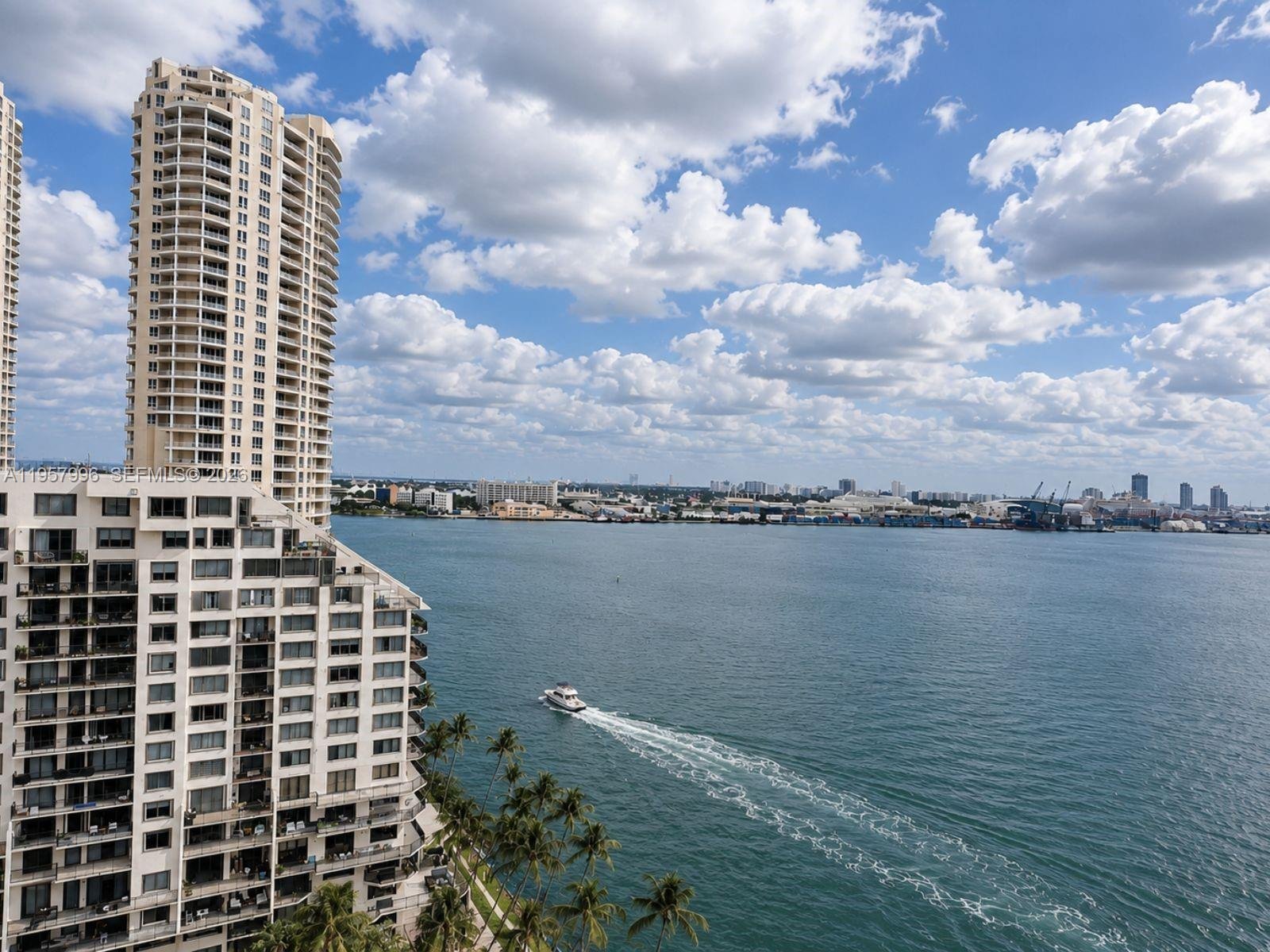 520 Brickell Key Dr # A1904, Miami FL 33131