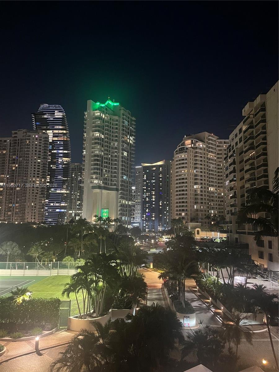520 Brickell Key Dr # A610, Miami FL 33131