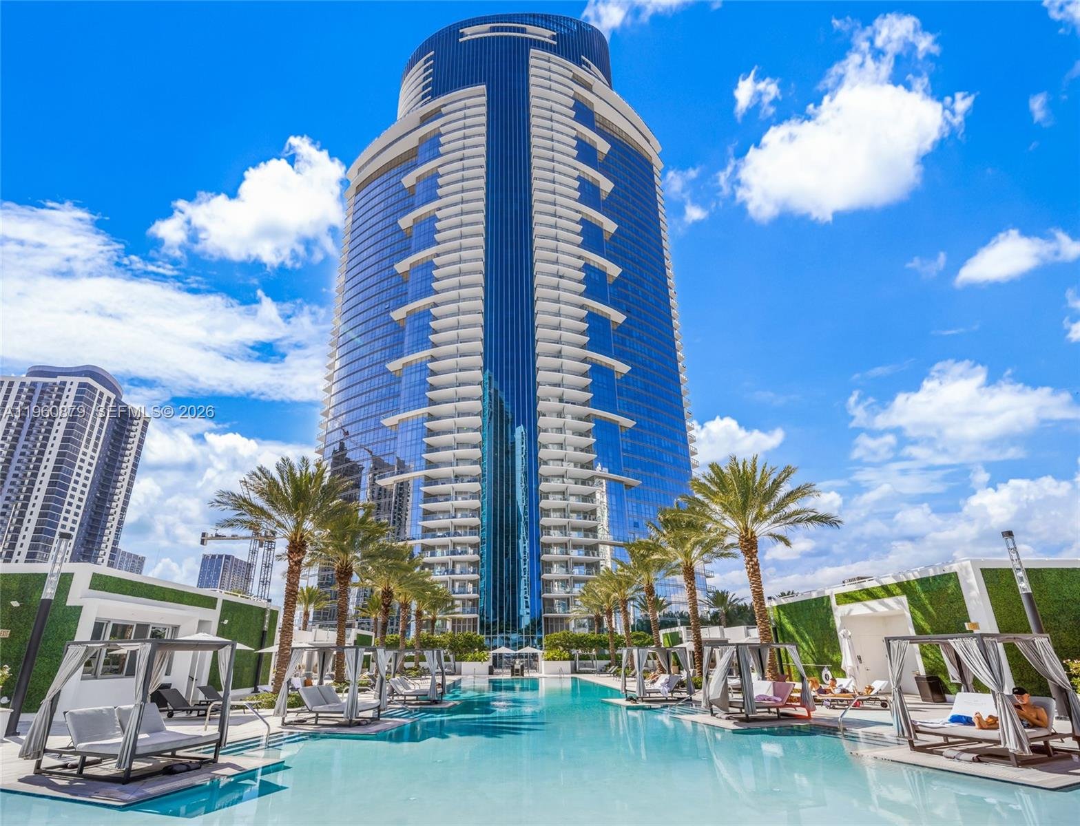 851 NE 1st Ave # 204, Miami FL 33132
