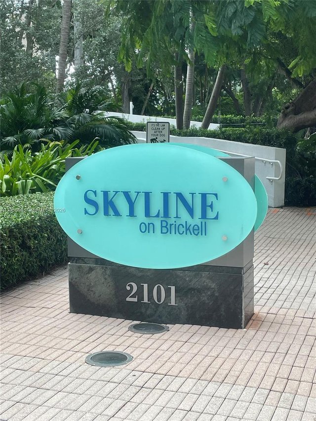 2101 Brickell Ave # 2202, Miami FL 33129