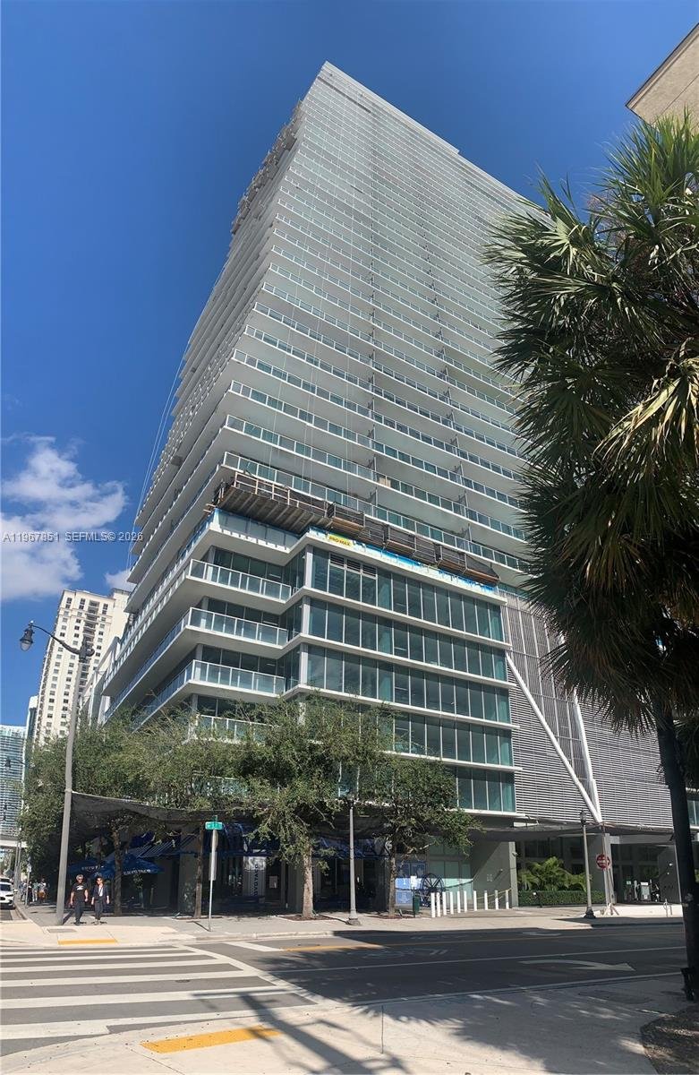 79 SW 12th St, Miami FL 33130