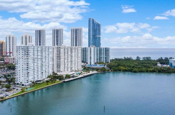300 Bayview Dr # 2101, Sunny Isles Beach FL 33160