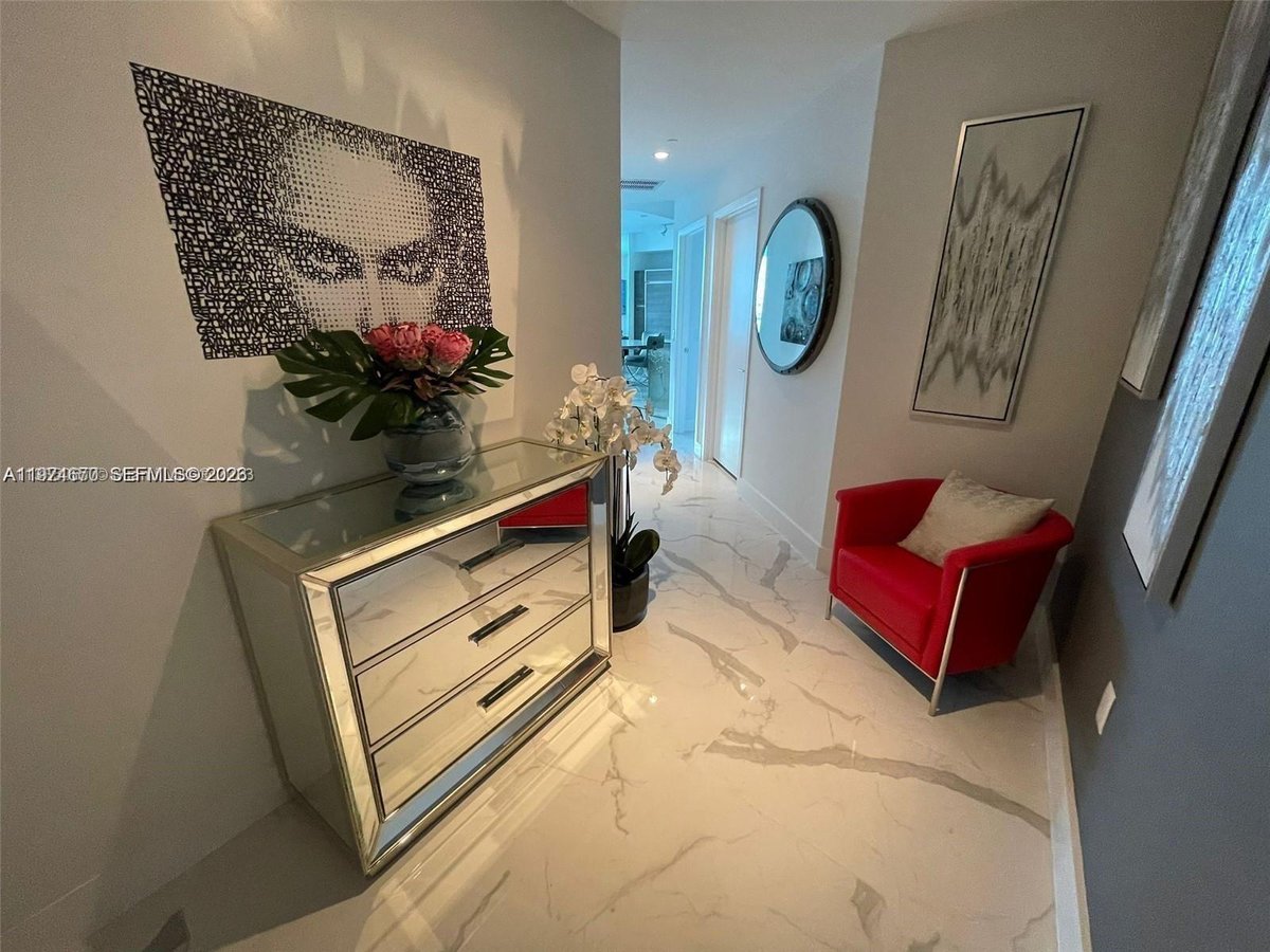 1100 S Miami Ave # 4201, Miami FL 33130