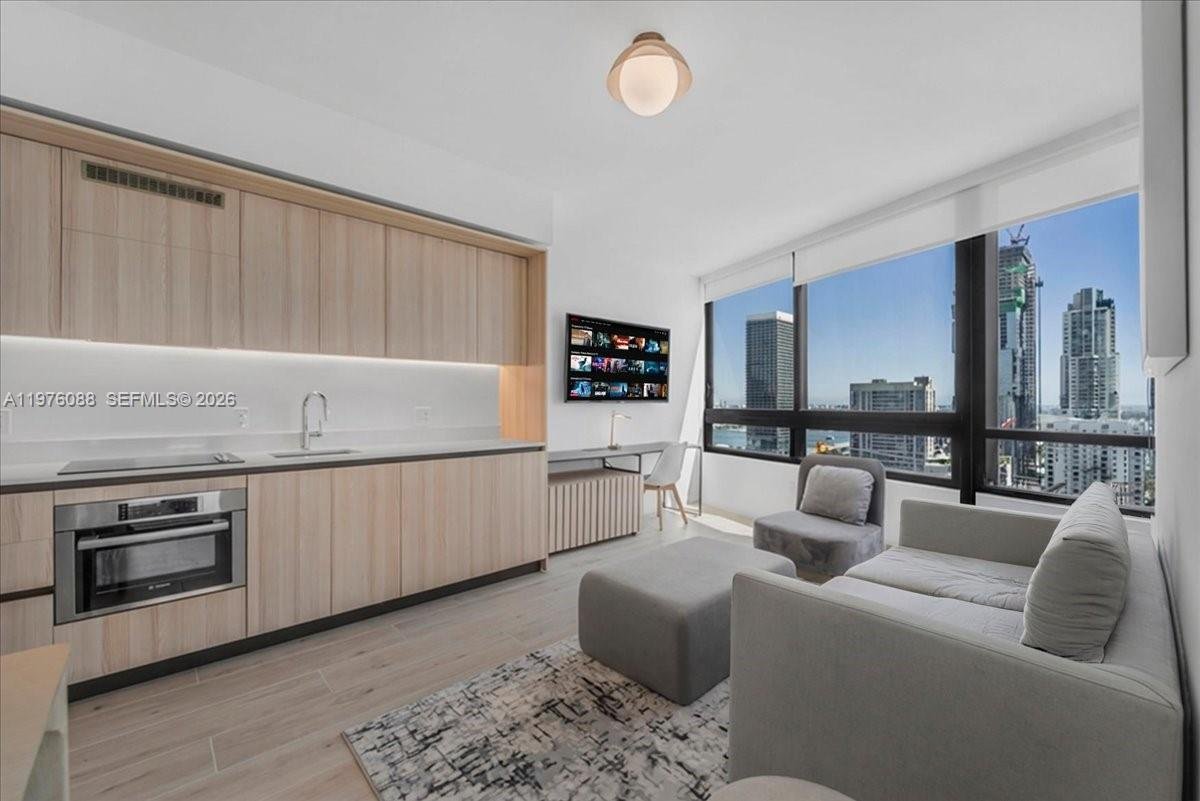 225 N Miami # 3009, Miami FL 33128