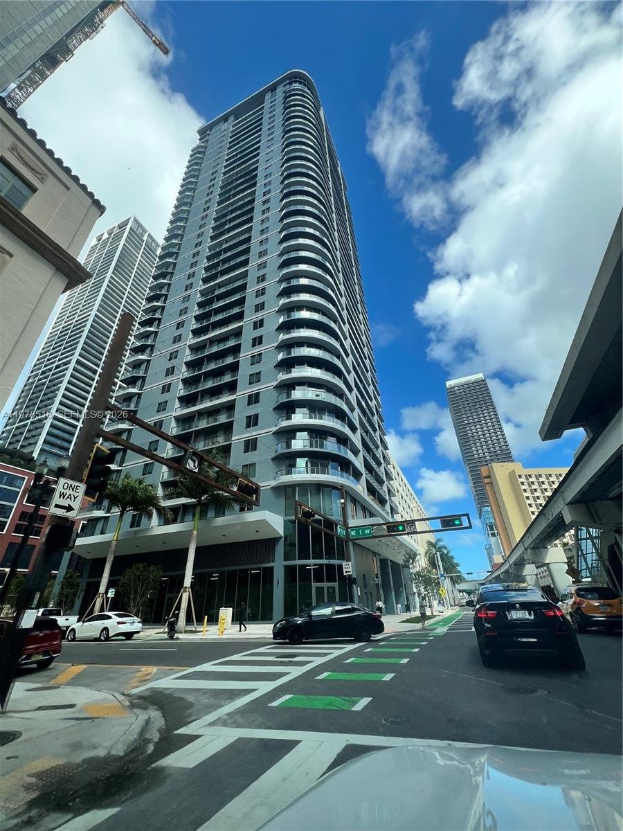 121 NE 5th st # 3400, Miami FL 33132
