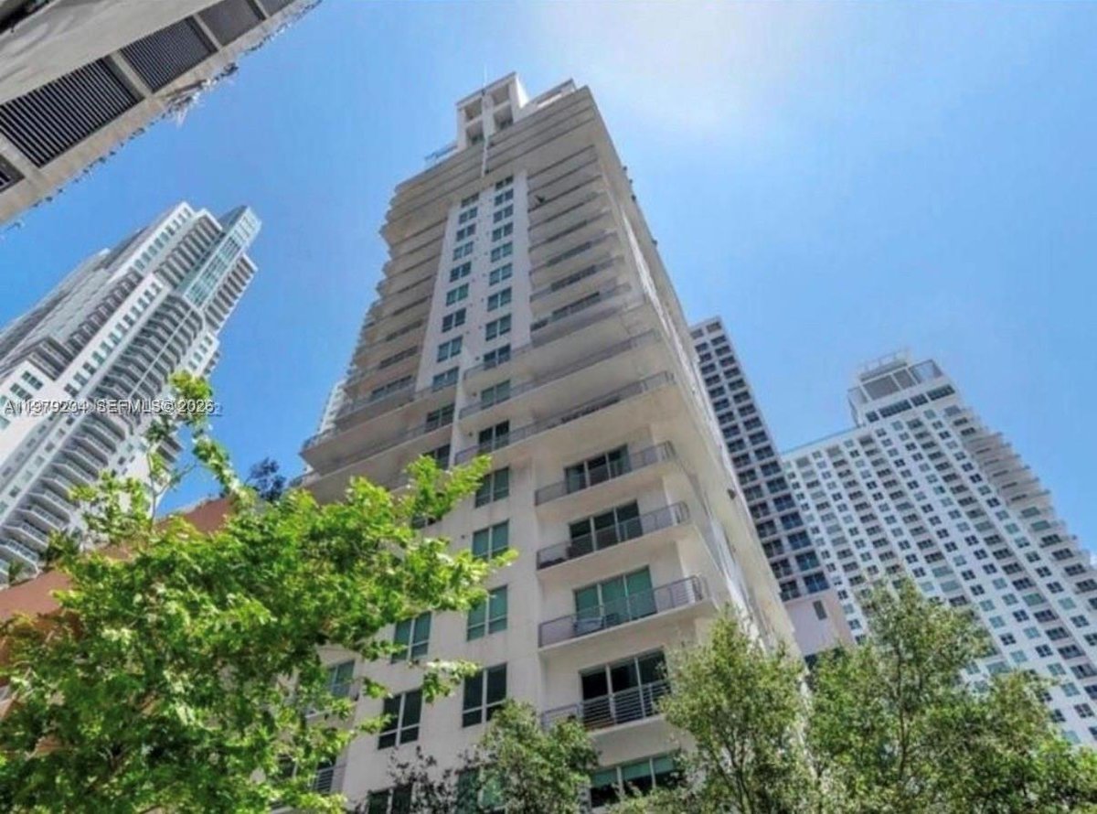 234 NE 3rd St # 608, Miami FL 33132