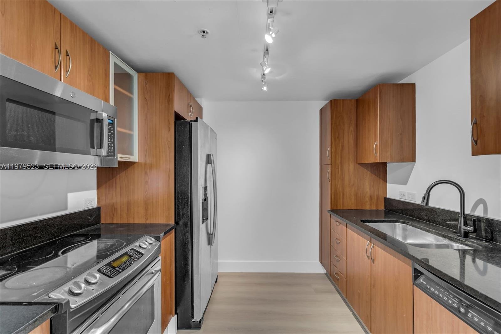 18800 NE 29th Ave, Aventura FL 33180