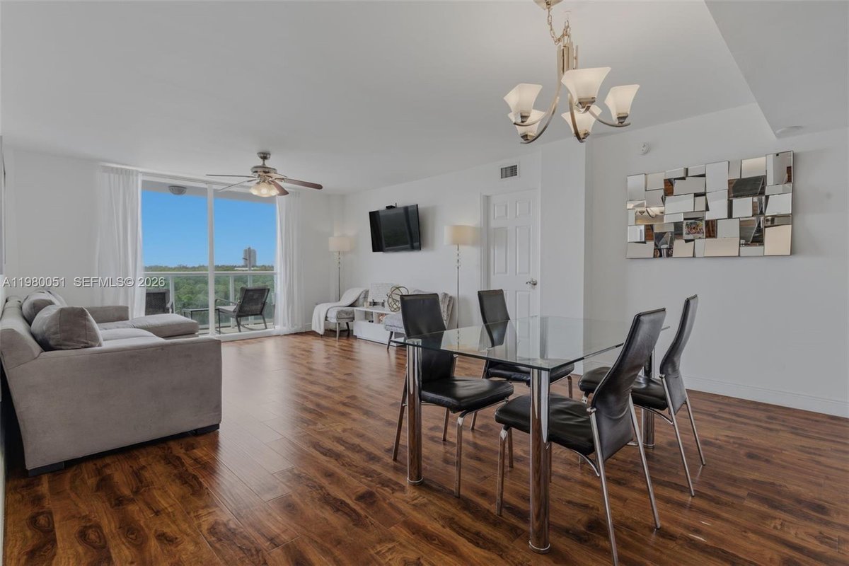 2841 NE 163rd St # 802, North Miami Beach FL 33160