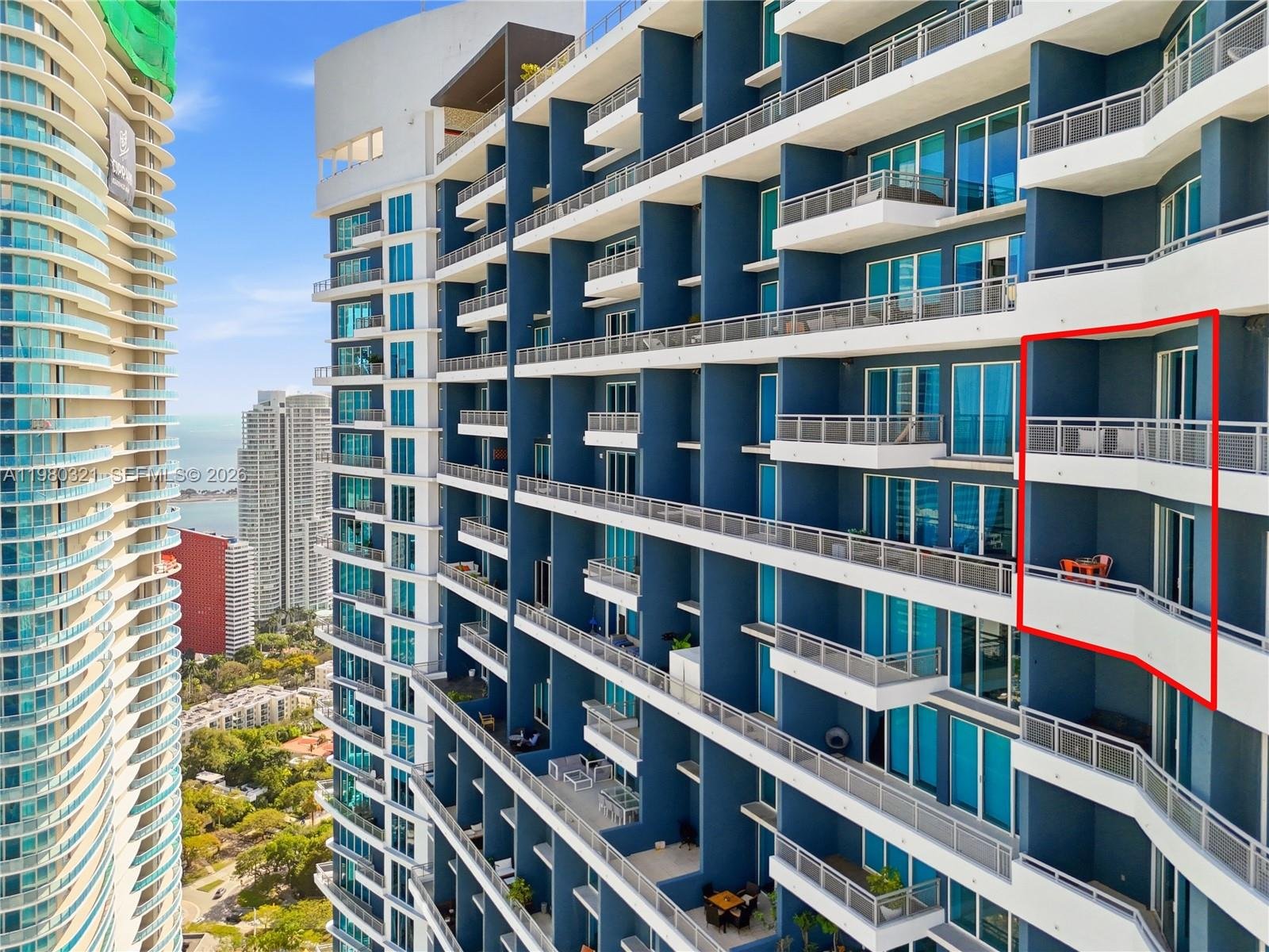60 SW 13th St # 4414, Miami FL 33130