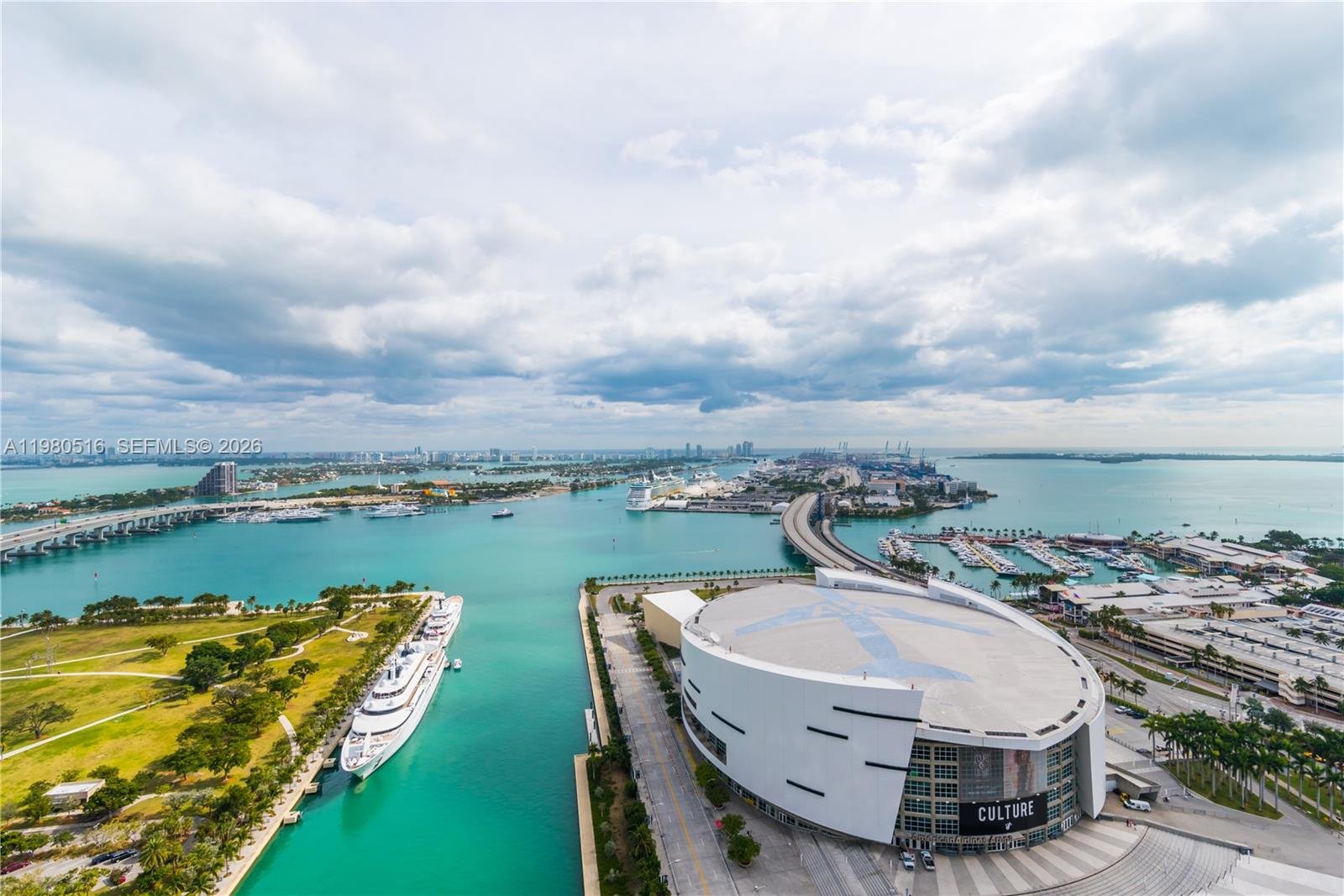 888 Biscayne Blvd # 3506, Miami FL 33132